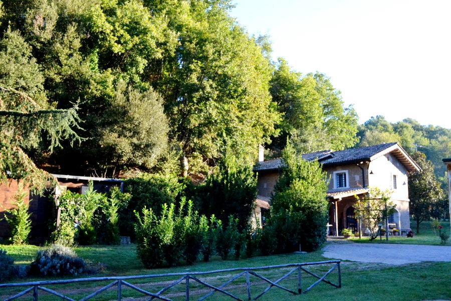 Agriturismo La Sorgente Di Nepi Hotel Exterior photo